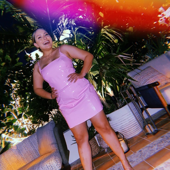 PrettyLittleThing Barbie pink latex dress - Picture 1 of 3